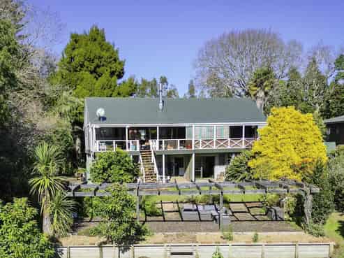 23 Riverbank Road, Okoia