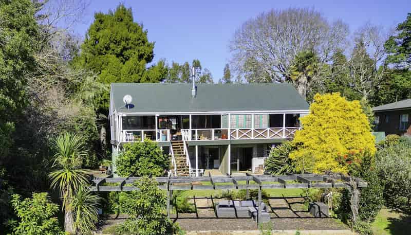 23 Riverbank Road, Okoia