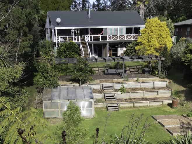 23 Riverbank Road, Okoia