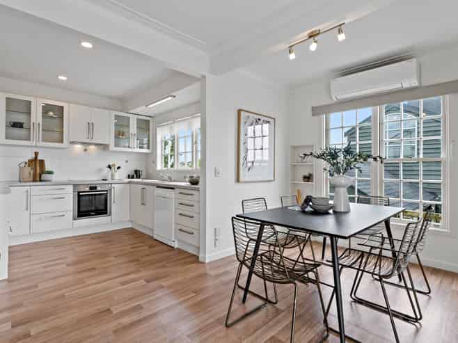 54 Temple Street, Meadowbank