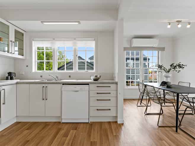 54 Temple Street, Meadowbank