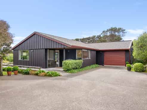 7 Dodds Crescent, Otaki Beach