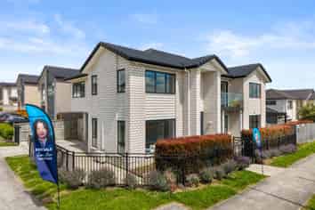 67 Drumbuoy Drive, Flat Bush