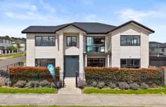 67 Drumbuoy Drive, Flat Bush
