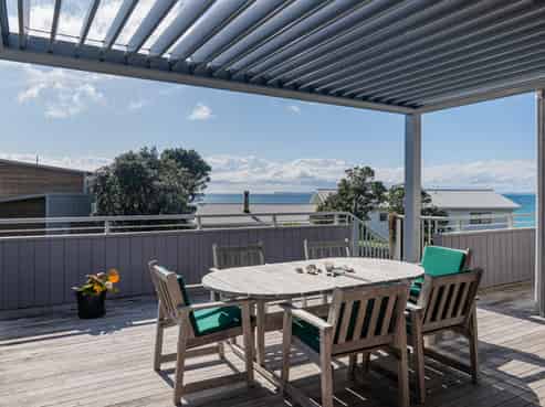 372 Tangiora Avenue, Whangapoua