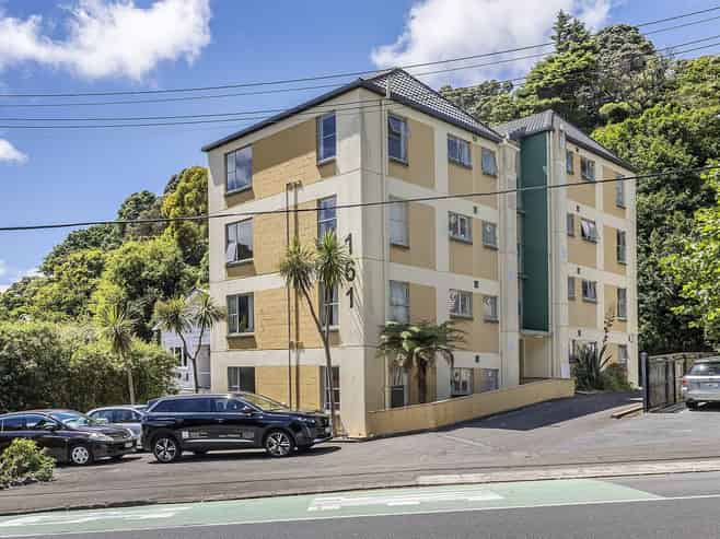 1/161 Glenmore Street, Kelburn