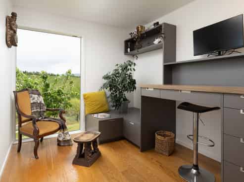 286 Delta Lake Heights, Renwick