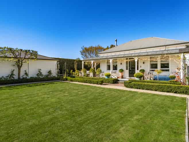84 Murphys Road, Springlands