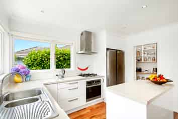 37 Lees Grove, Wainuiomata