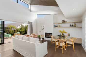 2A Church Lane, Merivale