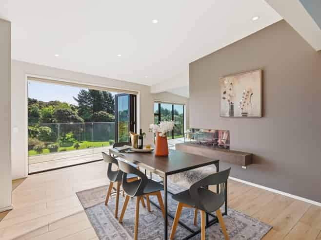 16 Te Heke Place, Waikanae