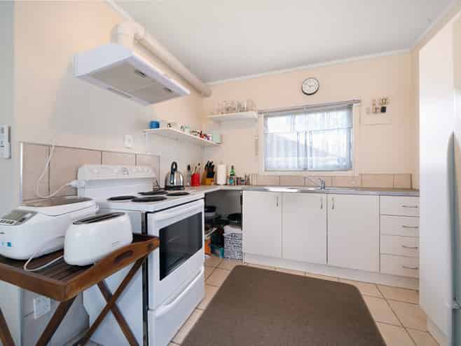 1/8 Devon Street, Te Atatu South