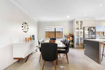 15 Barbarich Drive, Stonefields
