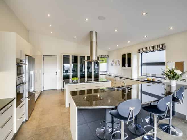 13 and 7 Burbury Ridge, Havelock North