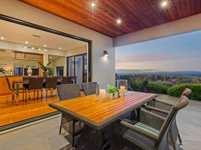 13 and 7 Burbury Ridge, Havelock North