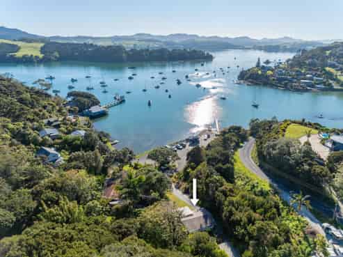 1 Silver Egg Road, Mangonui