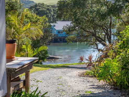 1 Silver Egg Road, Mangonui