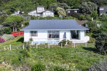 728 Gore Bay Road, Gore Bay