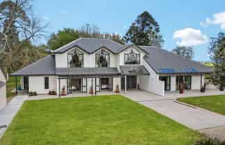 18 Masters Road, Eureka