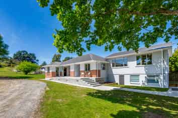 33 Moeraki Road, Maoribank