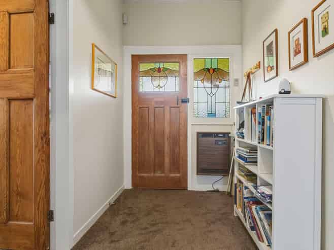 11 Hargest Crescent, SAINT KILDA