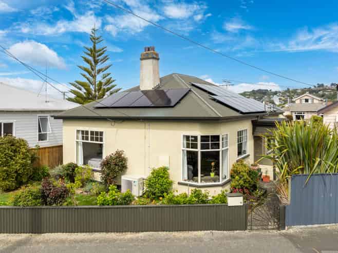 11 Hargest Crescent, SAINT KILDA