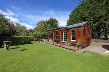 39 Liverpool Street, Hampden