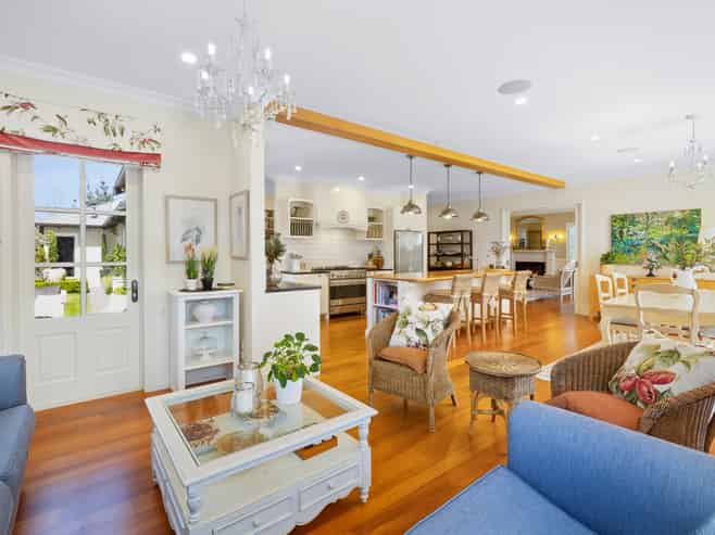 8B Sampson Avenue, Waiwhakaiho