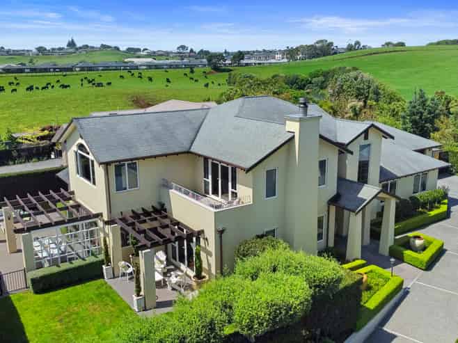8B Sampson Avenue, Waiwhakaiho