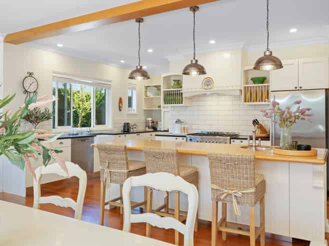 8B Sampson Avenue, Waiwhakaiho