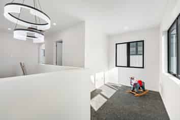 15D Renata Crescent, Te Atatu Peninsula