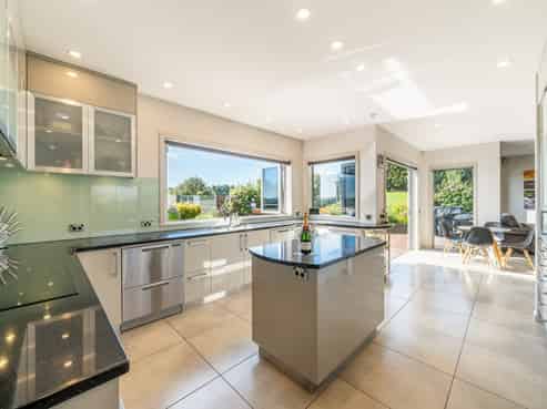 75B Paremata Haywards Road, Judgeford