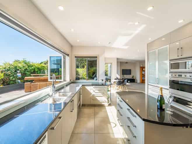75B Paremata Haywards Road, Judgeford