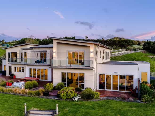 75B Paremata Haywards Road, Judgeford