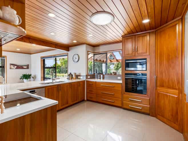 175 Oaia Road, Muriwai