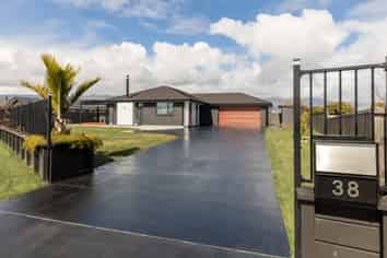 38 Kawatiri Place, Westport