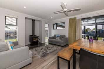 38 Kawatiri Place, Westport
