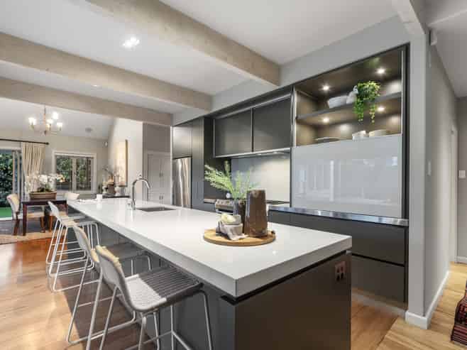 247 Devonport Road, Tauranga