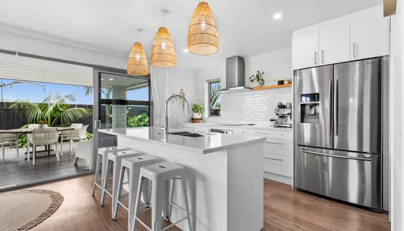 24 Ferry Road, Waipu