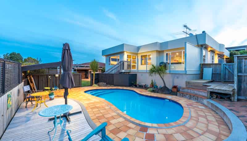 23 Tirohunga Drive, Henderson