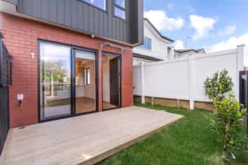 1/1 Roseberry Avenue, Birkenhead