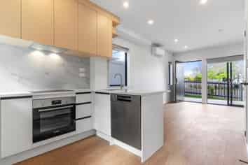 1/1 Roseberry Avenue, Birkenhead
