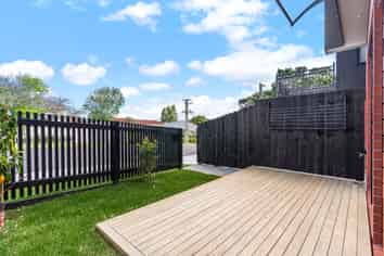 1/1 Roseberry Avenue, Birkenhead