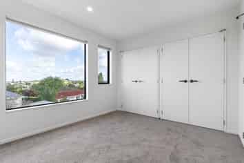1/1 Roseberry Avenue, Birkenhead