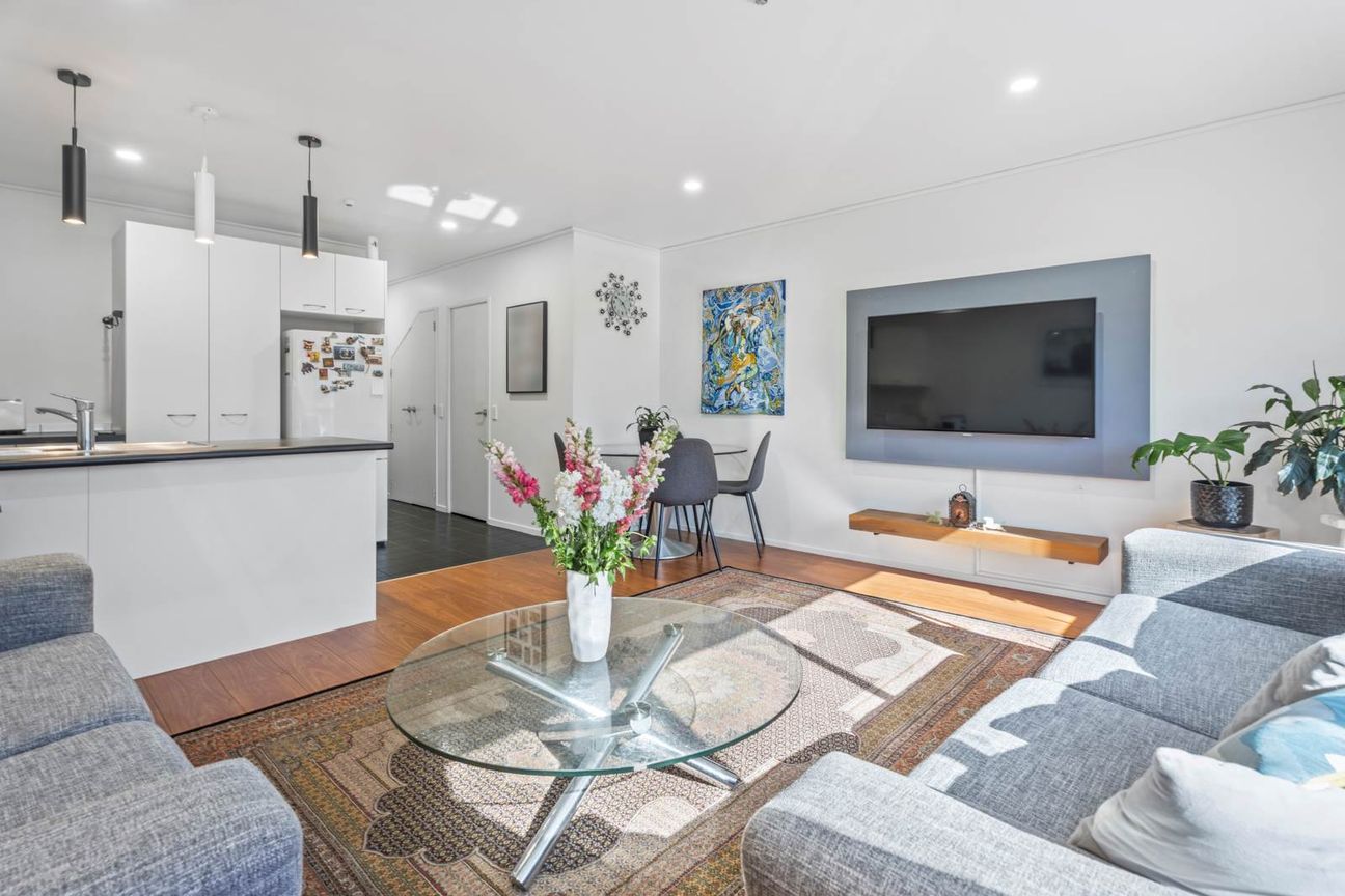 Easy Living, Convenient and Secure! - Aanzicht 2