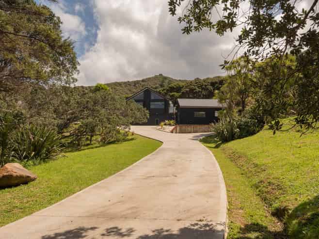 349 Blind Bay Road, Great Barrier Island
