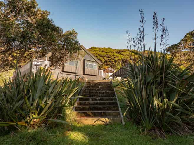 349 Blind Bay Road, Great Barrier Island