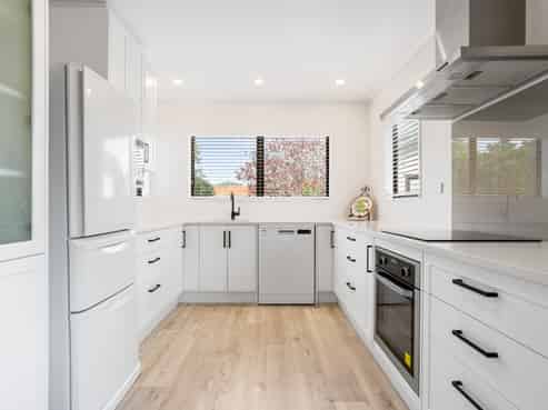 135 Everitt Crescent, Whangamata