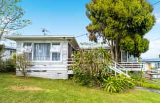 58 Chorley Avenue, Massey