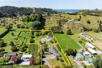 212 Onehunga Road, Bay View